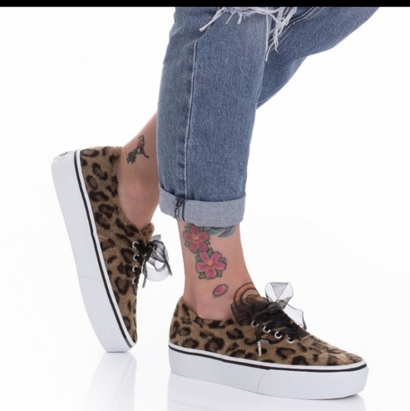fuzzy leopard vans